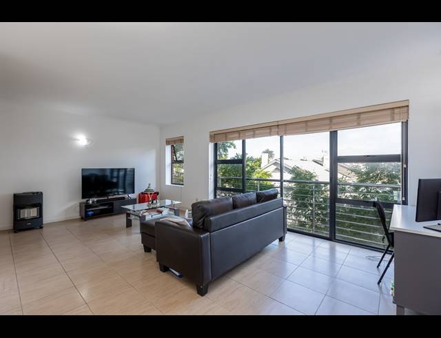 2 BEDROOM APARTMENT FOR SALE IN OBSERVATORY